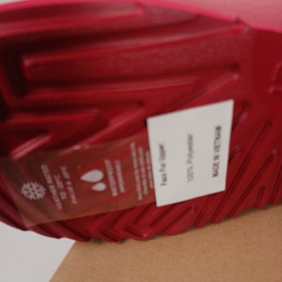 UGG Boots Kids Classic Clear Mini II Red Size 5 New In Box - Picture 11 of 15